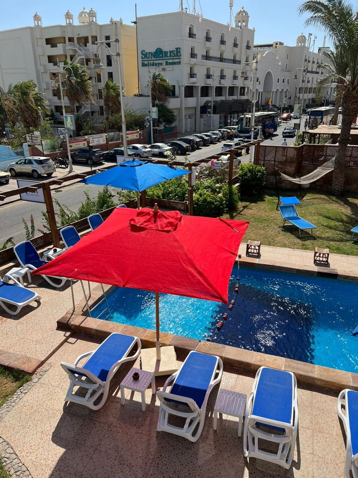 Serafy City Center Hostel And Pool For Foreigners Adults Only 洪加達 外观 照片