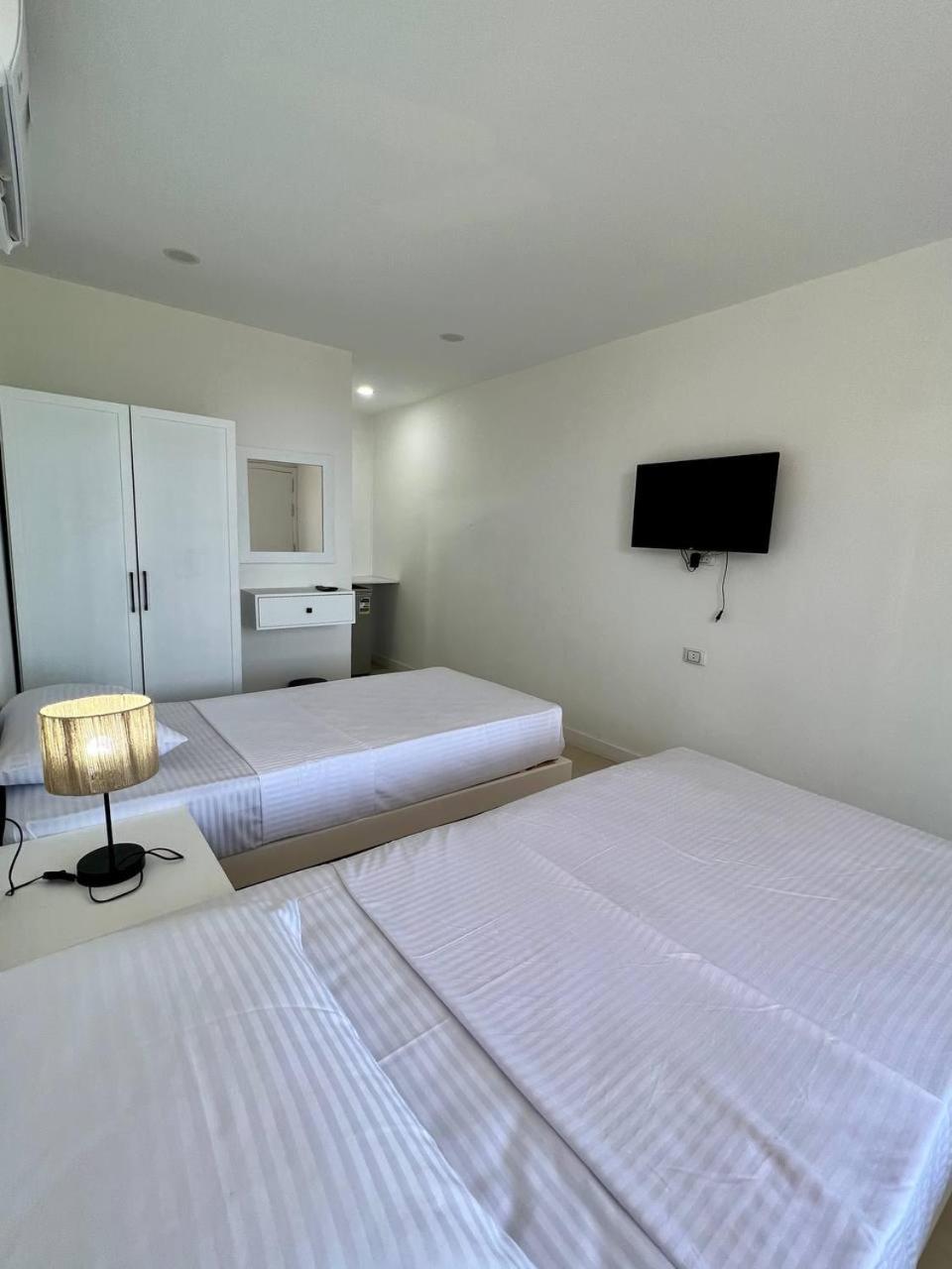 Serafy City Center Hostel And Pool For Foreigners Adults Only 洪加達 外观 照片