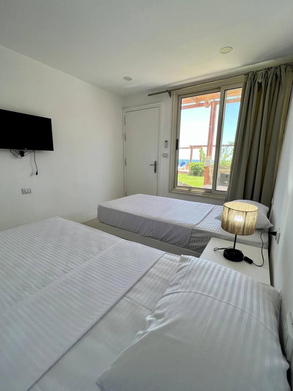 Serafy City Center Hostel And Pool For Foreigners Adults Only 洪加達 客房 照片