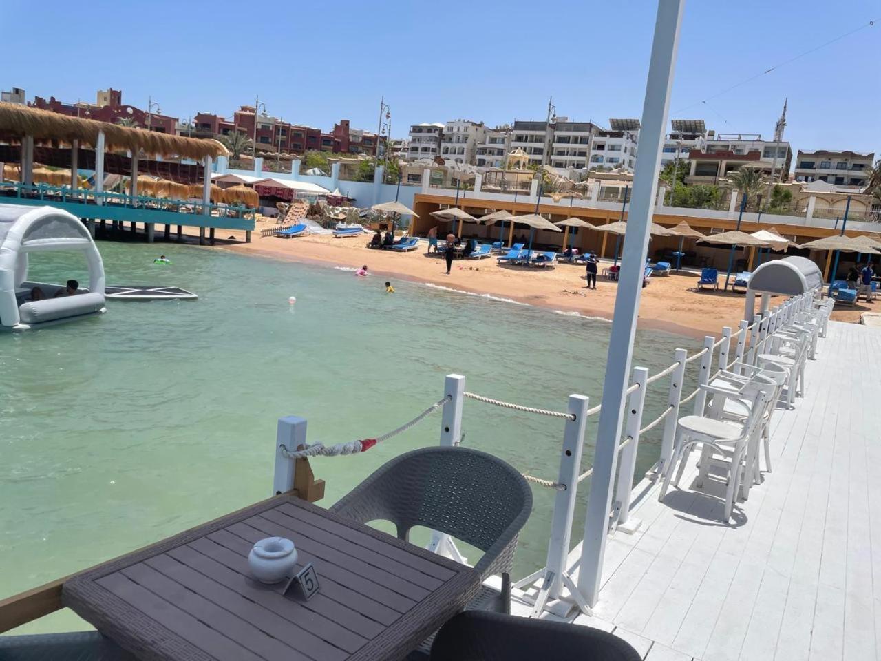 Serafy City Center Hostel And Pool For Foreigners Adults Only 洪加達 外观 照片